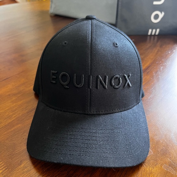Equinox Gym merch bundle. - Picture 8 of 10